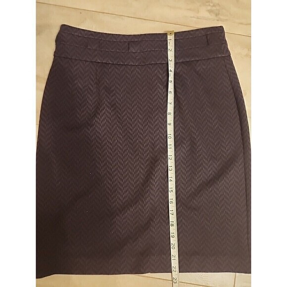 Grace Elements Skirt Sz: 6 Pencil Straight Stretch Chevron Black Purple No Belt - Picture 10 of 10
